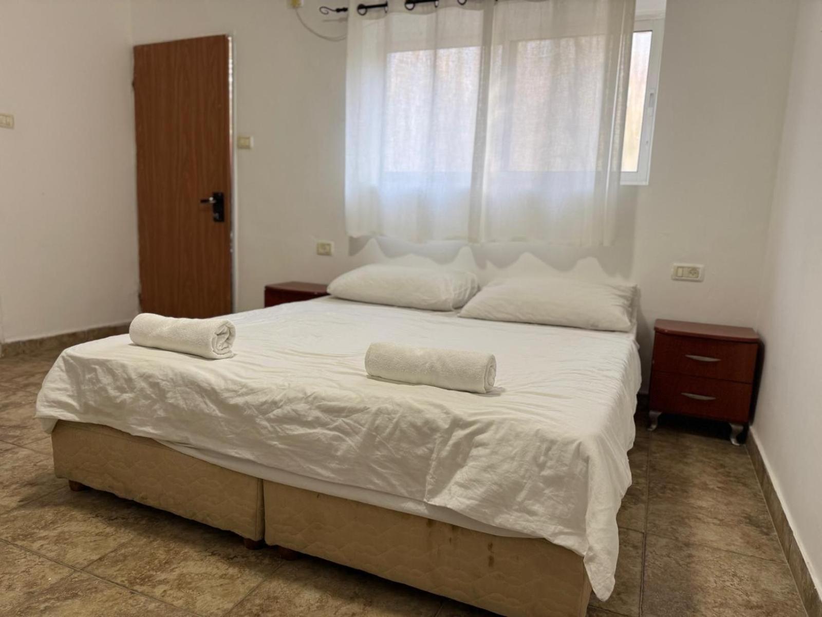 Loren Village Neve Zohar Buitenkant foto
